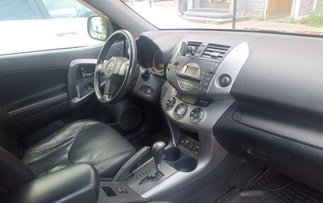 Toyota RAV4, 2008 год, 1 350 000 рублей, 2 фотография