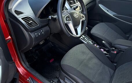 Hyundai Solaris II рестайлинг, 2011 год, 825 000 рублей, 6 фотография