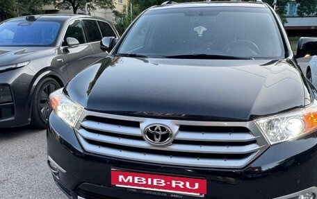 Toyota Highlander III, 2011 год, 1 800 000 рублей, 9 фотография