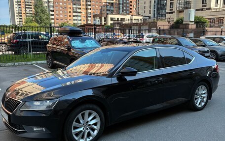 Skoda Superb III рестайлинг, 2018 год, 2 090 000 рублей, 4 фотография