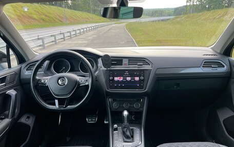 Volkswagen Tiguan II, 2018 год, 2 000 000 рублей, 12 фотография