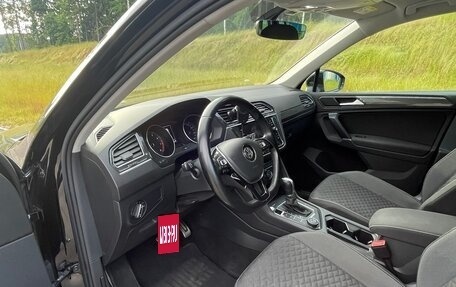 Volkswagen Tiguan II, 2018 год, 2 000 000 рублей, 14 фотография