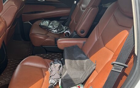 Cadillac Escalade IV, 2020 год, 5 690 000 рублей, 9 фотография