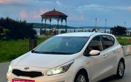 KIA cee'd III, 2018 год, 1 370 000 рублей, 2 фотография
