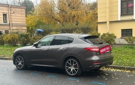Maserati Levante I, 2017 год, 4 750 000 рублей, 11 фотография