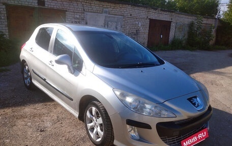 Peugeot 308 II, 2008 год, 315 000 рублей, 2 фотография