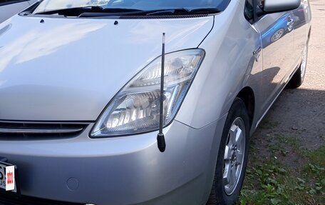 Toyota Prius, 2008 год, 780 000 рублей, 10 фотография