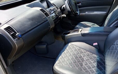 Toyota Prius, 2008 год, 780 000 рублей, 13 фотография