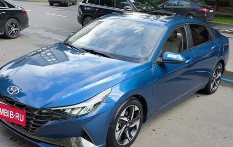 Hyundai Elantra, 2020 год, 2 200 000 рублей, 8 фотография