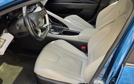 Hyundai Elantra, 2020 год, 2 200 000 рублей, 23 фотография