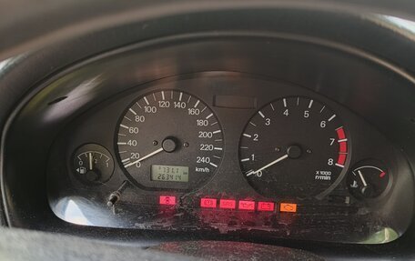Mitsubishi Carisma I, 2002 год, 290 000 рублей, 6 фотография