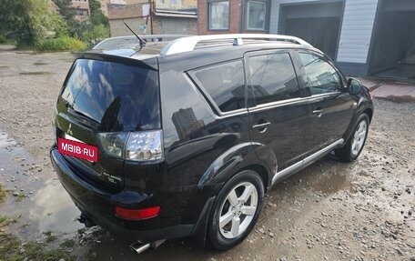 Mitsubishi Outlander III рестайлинг 3, 2008 год, 890 000 рублей, 2 фотография