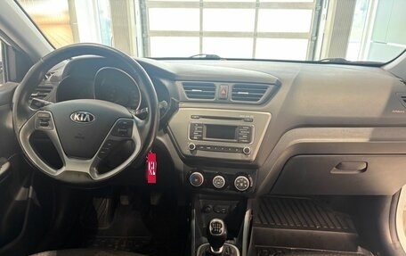 KIA Rio III рестайлинг, 2016 год, 1 099 000 рублей, 17 фотография