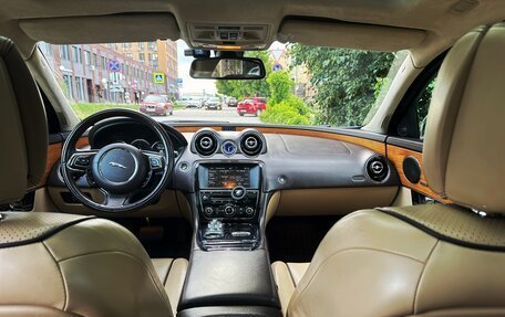 Jaguar XJ IV (X351), 2012 год, 2 680 000 рублей, 8 фотография