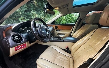 Jaguar XJ IV (X351), 2012 год, 2 680 000 рублей, 7 фотография