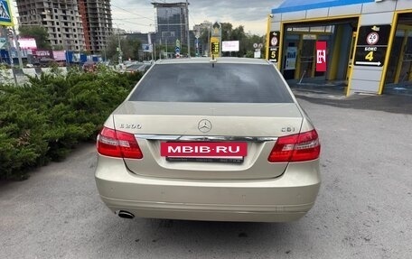 Mercedes-Benz E-Класс, 2011 год, 1 725 000 рублей, 12 фотография