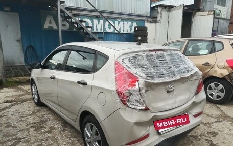 Hyundai Solaris II рестайлинг, 2015 год, 1 050 000 рублей, 21 фотография