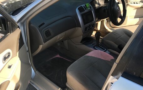 Mazda Familia, 2002 год, 180 000 рублей, 3 фотография