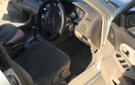 Mazda Familia, 2002 год, 180 000 рублей, 4 фотография