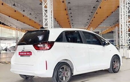 Honda Fit, 2021 год, 973 000 рублей, 3 фотография