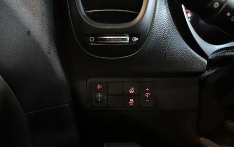 KIA Soul II рестайлинг, 2016 год, 1 442 000 рублей, 32 фотография