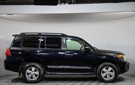 Toyota Land Cruiser 200, 2013 год, 3 099 000 рублей, 5 фотография