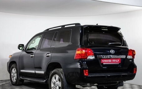 Toyota Land Cruiser 200, 2013 год, 3 099 000 рублей, 8 фотография