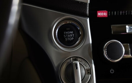 Toyota Land Cruiser 200, 2013 год, 3 099 000 рублей, 21 фотография