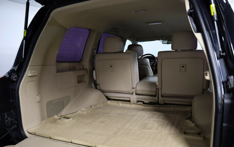 Toyota Land Cruiser 200, 2013 год, 3 099 000 рублей, 32 фотография