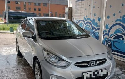 Hyundai Solaris II рестайлинг, 2012 год, 768 000 рублей, 1 фотография