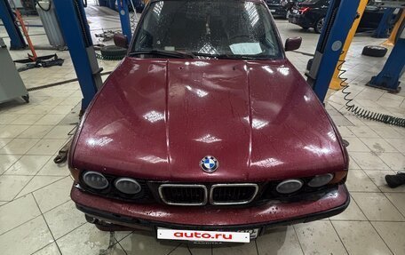 BMW 5 серия, 1993 год, 230 000 рублей, 1 фотография