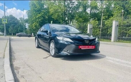 Toyota Camry, 2018 год, 3 300 000 рублей, 5 фотография