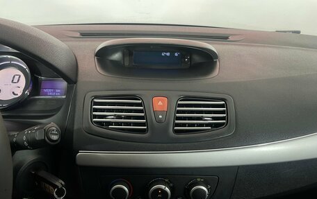 Renault Megane III, 2011 год, 699 000 рублей, 16 фотография