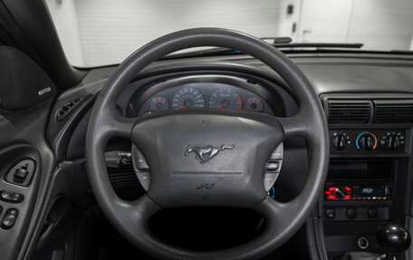 Ford Mustang IV рестайлинг, 2004 год, 675 000 рублей, 10 фотография
