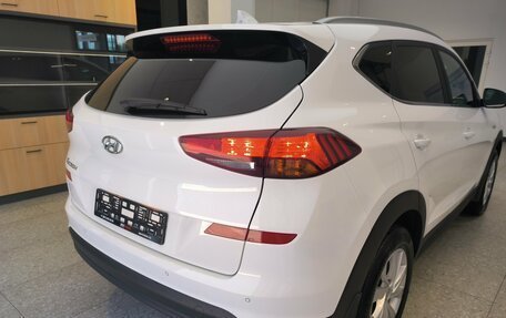 Hyundai Tucson III, 2020 год, 2 590 000 рублей, 8 фотография