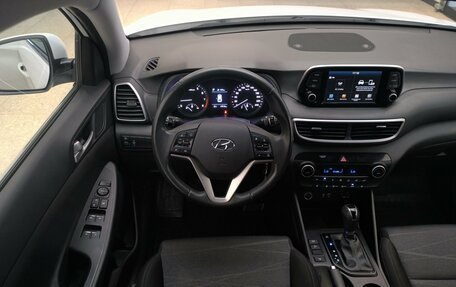 Hyundai Tucson III, 2020 год, 2 590 000 рублей, 19 фотография