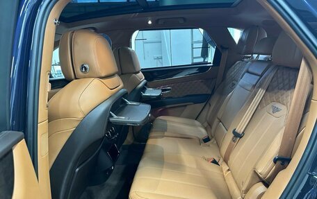 Bentley Bentayga I, 2021 год, 22 990 000 рублей, 20 фотография