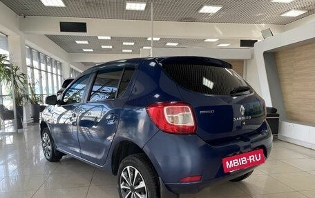 Renault Sandero II рестайлинг, 2015 год, 569 000 рублей, 7 фотография