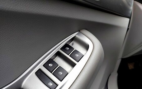 Chevrolet Orlando I, 2012 год, 979 000 рублей, 17 фотография