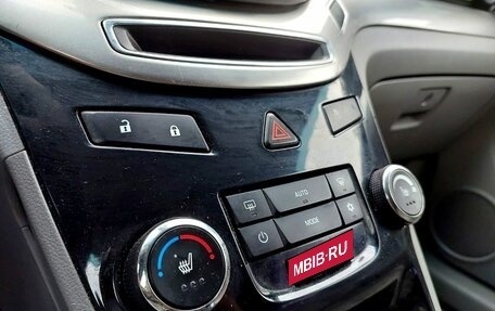 Chevrolet Orlando I, 2012 год, 979 000 рублей, 13 фотография