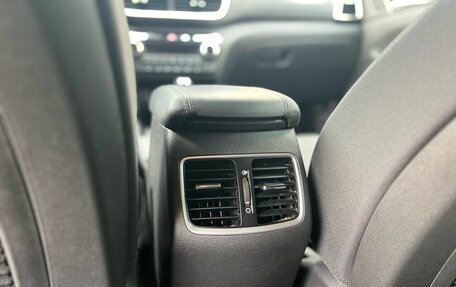 Hyundai Tucson III, 2019 год, 2 200 000 рублей, 16 фотография