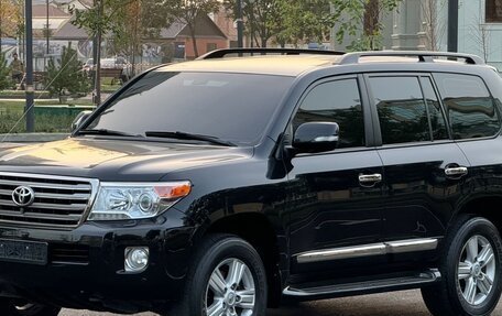 Toyota Land Cruiser 200, 2013 год, 4 500 000 рублей, 15 фотография