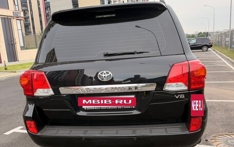 Toyota Land Cruiser 200, 2013 год, 4 500 000 рублей, 7 фотография