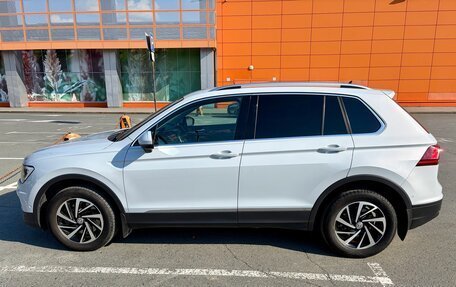 Volkswagen Tiguan II, 2018 год, 3 300 000 рублей, 2 фотография