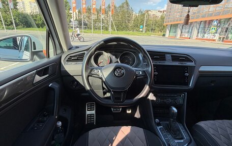 Volkswagen Tiguan II, 2018 год, 3 300 000 рублей, 27 фотография