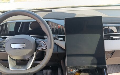 Geely Atlas, 2024 год, 2 850 000 рублей, 6 фотография