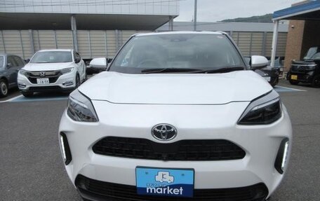 Toyota Yaris Cross, 2023 год, 1 400 000 рублей, 2 фотография