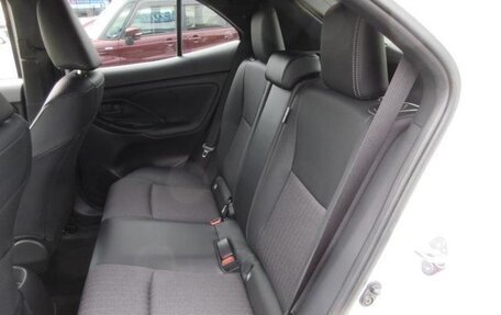 Toyota Yaris Cross, 2023 год, 1 400 000 рублей, 10 фотография
