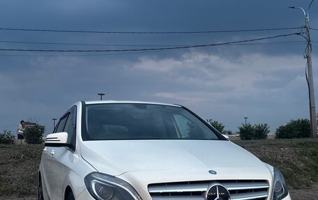 Mercedes-Benz B-Класс, 2013 год, 1 180 000 рублей, 2 фотография