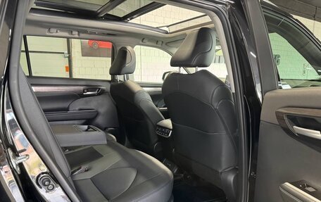 Toyota Highlander, 2025 год, 5 250 000 рублей, 22 фотография